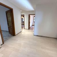 Completamente ristrutturato con box guarda qua