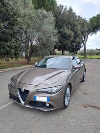 ALFA ROMEO Giulia Super 2.2 150CV AT8