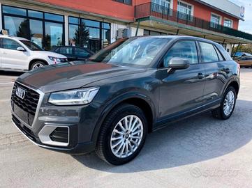 AUDI Q2 Design S-Tronic