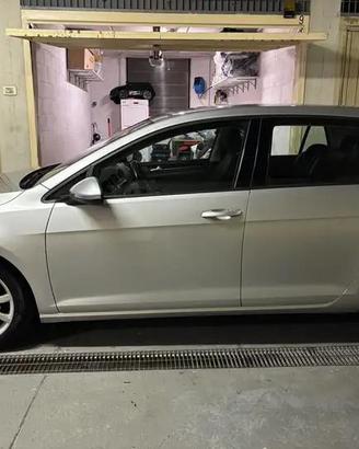 Volkswagen golf 1.6 tdi highline