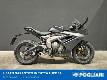 Triumph Daytona 660