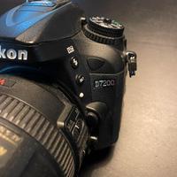 Nikon D7200 18-200 e 35mm
