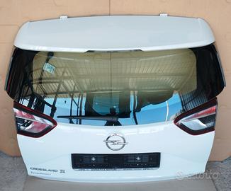 Opel Crossland X portellone posteriore