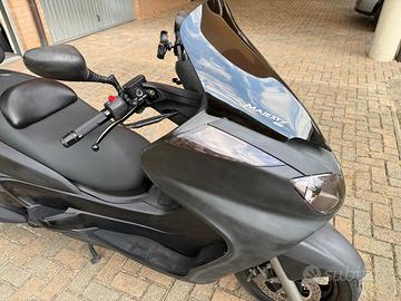 Yamaha majesty 400