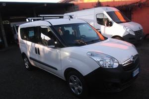 OPEL COMBO (DOBLO') AUTOCARRO 5 POSTI