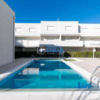Blue Bay # piscina # - [ trilocale moderno ]