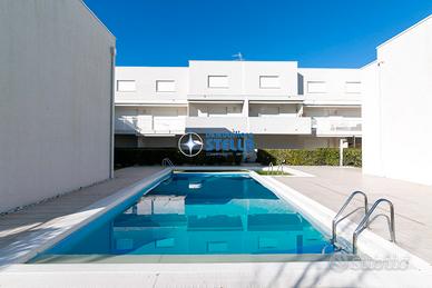 Blue Bay # piscina # - [ trilocale moderno ]