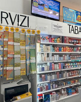 Scansia sigarette per tabacchi