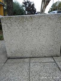 Fioriera grande da giardino in graniglia 118x30x90