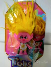 Trolls band together Viva