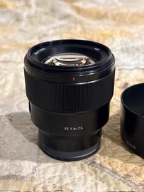Sony 85 1.8
