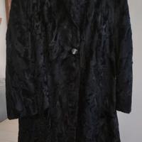 Cappotto autentico Astrakan nero vintage anni '60