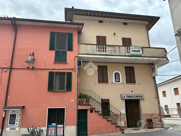 3 LOCALI A BASTIA UMBRA