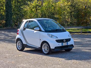Smart ForTwo 1000 45 kW MHD coupé pure 2014-E5B NE