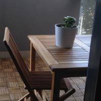 Tavolo e 4 sedie in legno teck