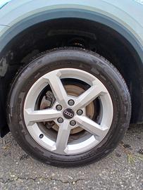 Cerchi in lega originali Audi 16” con gomme 205/60
