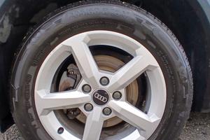 Cerchi in lega originali Audi 16” con gomme 205/60