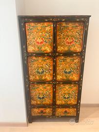 Armadio cinese decorato