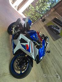 suzuki gsx r 1000 