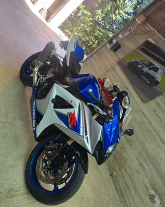 suzuki gsx r 1000 