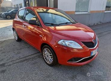 Lancia Ypsilon 3nd serie 1.2 69 CV 5 porte Silver