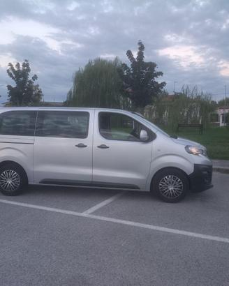Peugeot Expert Traveller 1.5 BlueHDi 120 CV - 9 po