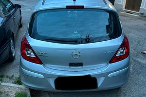 Opel Corsa 2009 non marciante - sterzo rotto