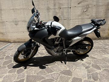 Honda Transalp XLV 700