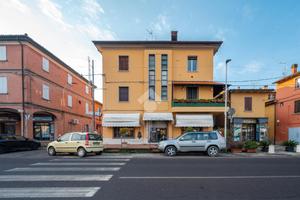 2 LOCALI A ZOLA PREDOSA