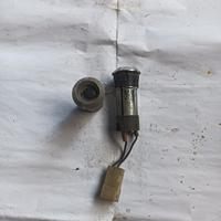 Luce spia per cruscotto auto anni '60/'70. 