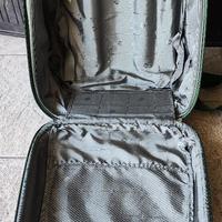 Valigia e Beauty - Sergio Tacchini