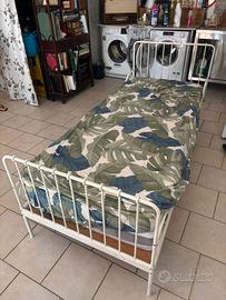 Letto ikea estensibile doghe con due materassi