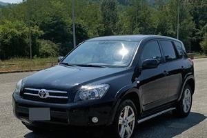 Toyota RAV4 III serie Luxury