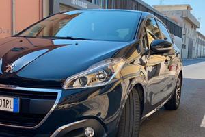 Peugeot 208 (2016) - 144.000km