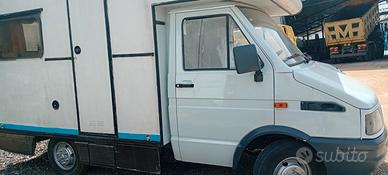 Canper Fiat 30 
