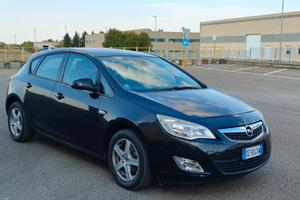 Opel Astra 1.4 16V Twinport 5 porte Enjoy