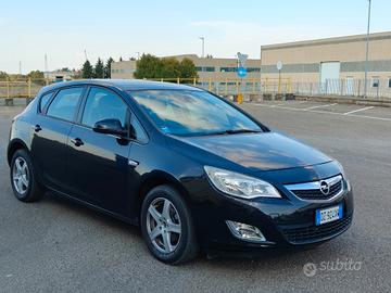 Opel Astra 1.4 16V Twinport 5 porte Enjoy