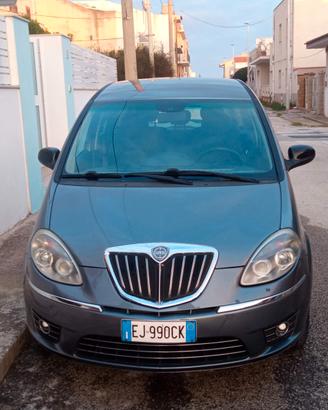 Lancia musa  1300 Multijet anno 2011