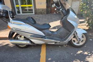 Suzuki burgman 400 ren
