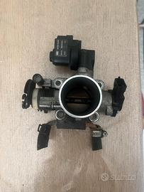 Corpo farfallato hyndai i10