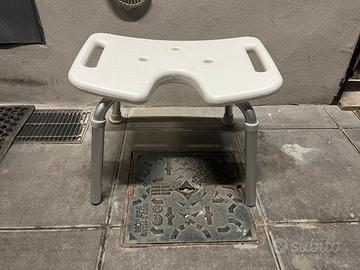 Sgabello doccia