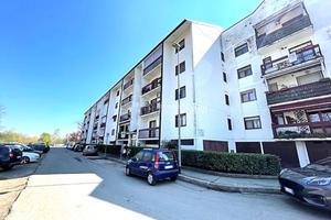 AMPIO TRILOCALE DI 90MQ CON BOX AUTO DOPPIO!!