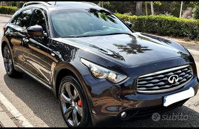 Suv sportivo 4x4 6 cilindri automatico 