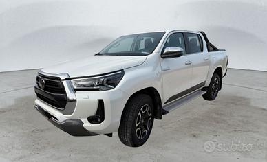 Toyota Hilux 2.8 D A/T 4WD 4 porte Double Cab Exec