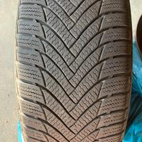 Pneumatici da neve 205/55/r16