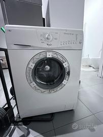 Lavatrice Whirlpool 3,5kg piccola slim