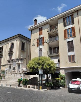 4 LOCALI A AVELLINO