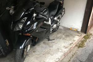 Honda vfr 800vtech