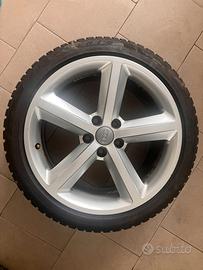 Cerchi 18 pollici Audi TT S LINE con gomme al 90%