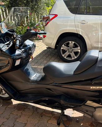 Suzuki Burgman 400
